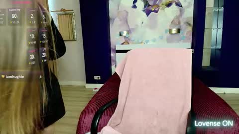 Snapshot of ariagrays chatting on March 22, 2026, 5:44 am AriaGray online show from March 22, 2026, 5:44 am