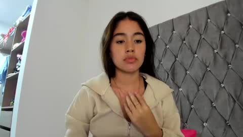 Aria Montgomery online show from January 4, 2025, 9:32 am