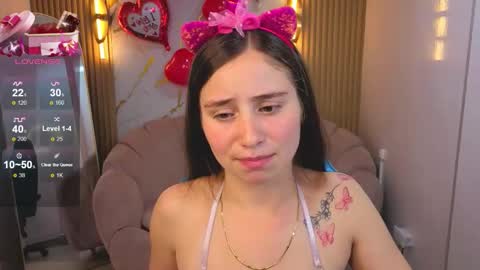 ariana18_b online show from February 16, 2026, 2:13 pm