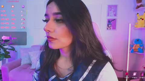   online show from October 5, 2025, 1:48 am