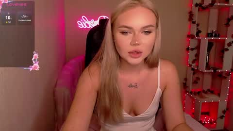 Lilli 3 online show from May 16, 2026, 4:20 am