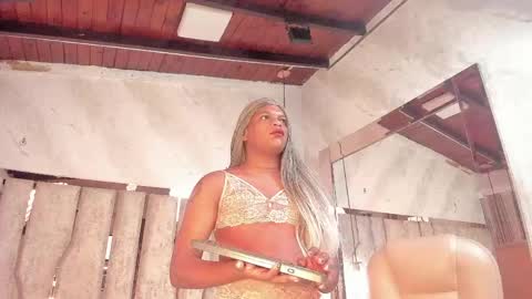 ariana_grande233 online show from May 30, 2026, 11:40 am