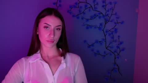 Ariana online show from December 17, 2025, 12:33 pm