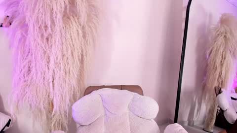 Snapshot of ariana_rosse__ chatting on January 13, 2025, 12:45 pm Ariana  online show from January 13, 2025, 12:45 pm