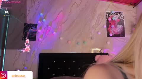 Snapshot of ariana_rosse__ chatting on September 8, 2025, 4:50 pm Ariana  online show from September 8, 2025, 4:50 pm