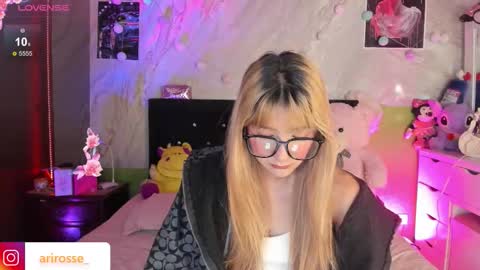 Snapshot of ariana_rosse__ chatting on October 30, 2025, 9:44 am Ariana  online show from October 30, 2025, 9:44 am