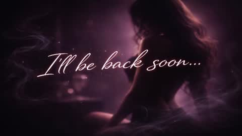 ariana_whitee online show from July 14, 2026, 4:28 am