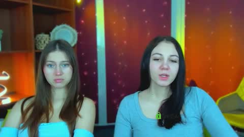 arianaa_cat online show from March 11, 2026, 6:08 am