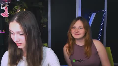 arianaa_cat online show from May 12, 2026, 6:49 pm