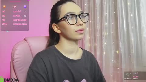 arianahot777 online show from February 24, 2025, 3:02 am