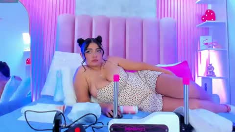 ArianaRougee online show from July 4, 2026, 5:35 am