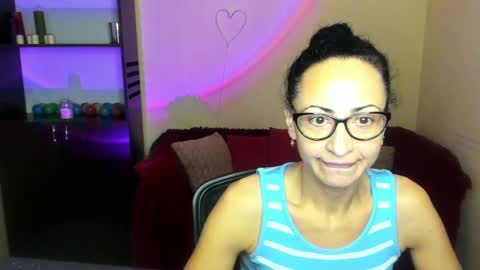 Snapshot of arianna_tifany chatting on December 23, 2024, 9:49 am Arianna online show from December 23, 2024, 9:49 am