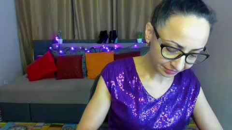 Snapshot of arianna_tifany chatting on December 31, 2024, 12:32 am Arianna online show from December 31, 2024, 12:32 am