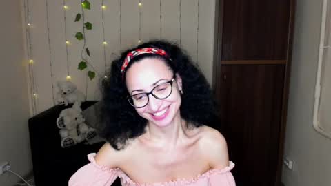 Snapshot of arianna_tifany chatting on January 24, 2025, 9:28 am Arianna online show from January 24, 2025, 9:28 am