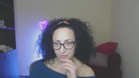 Snapshot of arianna_tifany chatting on February 14, 2025, 9:34 am Arianna online show from February 14, 2025, 9:34 am