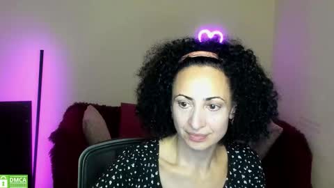Snapshot of arianna_tifany chatting on September 24, 2025, 5:38 pm Arianna online show from September 24, 2025, 5:38 pm