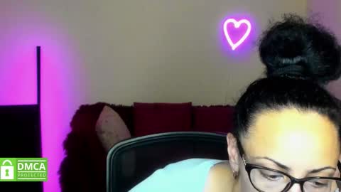 Snapshot of arianna_tifany chatting on October 5, 2025, 5:22 pm Arianna online show from October 5, 2025, 5:22 pm