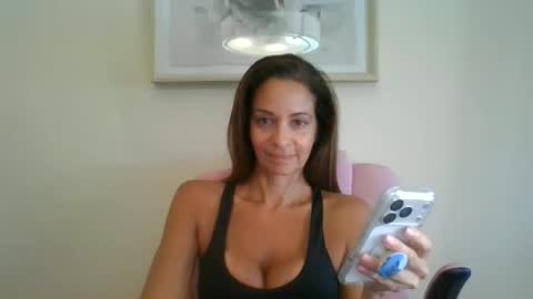 ariannaxoo online show from June 10, 2026, 9:25 pm