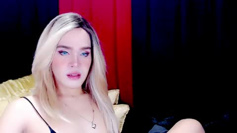 ARIANNE CUMS  online show from April 14, 2026, 7:03 am