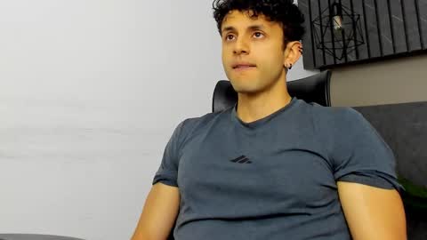 Snapshot of ariasaadeh chatting on September 10, 2025, 12:05 pm ariasaadeh online show from September 10, 2025, 12:05 pm