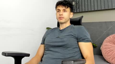 Snapshot of ariasaadeh chatting on September 20, 2025, 12:06 pm ariasaadeh online show from September 20, 2025, 12:06 pm