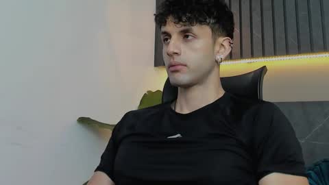 Snapshot of ariasaadeh chatting on September 24, 2025, 12:08 pm ariasaadeh online show from September 24, 2025, 12:08 pm