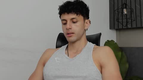 Snapshot of ariasaadeh chatting on September 25, 2025, 12:09 pm ariasaadeh online show from September 25, 2025, 12:09 pm