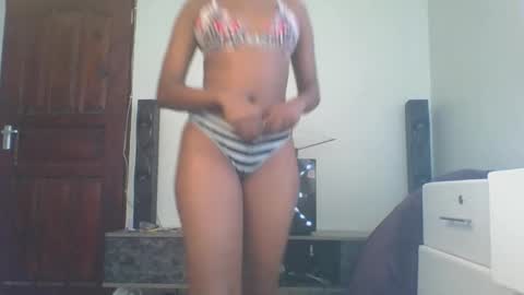 Snapshot of ariax_a chatting on March 14, 2026, 1:05 pm Tight pussy online show from March 14, 2026, 1:05 pm