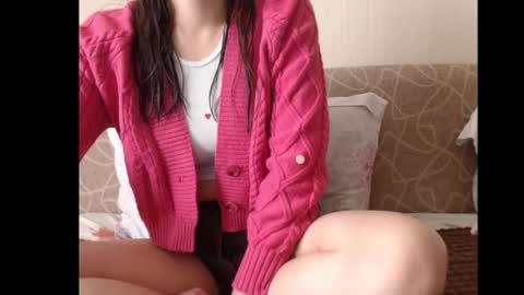 Ariella online show from September 29, 2025, 7:46 am