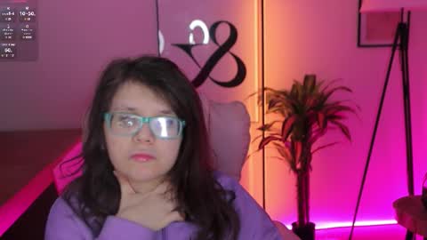 Ariell Mini online show from February 18, 2026, 6:42 am