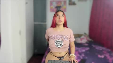 Snapshot of ariell_rose1 chatting on January 30, 2025, 7:07 am Stephany  online show from January 30, 2025, 7:07 am