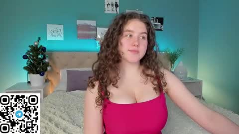 Snapshot of ariella_sol chatting on December 22, 2024, 2:38 pm Ariella GTM3  Tue Wed Thu Fri Sat  0400 am-1030pm online show from December 22, 2024, 2:38 pm