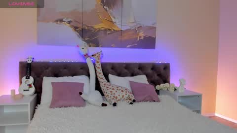 Snapshot of ariella_sol chatting on January 20, 2025, 1:07 am Ariella GTM3  Tue Wed Thu Fri Sat  0400 am-1030pm online show from January 20, 2025, 1:07 am