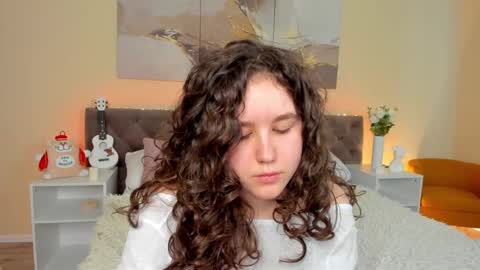 Snapshot of ariella_sol chatting on February 6, 2025, 7:24 am Ariella GTM3  Tue Wed Thu Fri Sat  0400 am-1030pm online show from February 6, 2025, 7:24 am