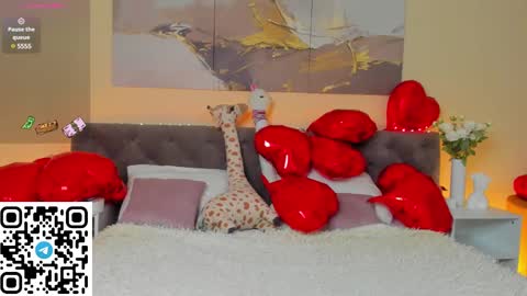 Snapshot of ariella_sol chatting on February 14, 2025, 1:34 am Ariella GTM3  Tue Wed Thu Fri Sat  0400 am-1030pm online show from February 14, 2025, 1:34 am