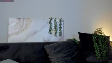 Snapshot of ariella_sol chatting on April 24, 2026, 1:08 am Ariella GTM3 Tue Wed Thu Fri Sat 0400 am-1030pm online show from April 24, 2026, 1:08 am