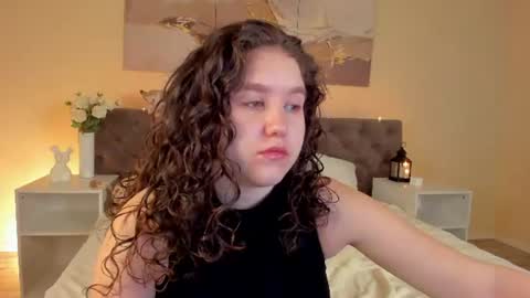 Snapshot of ariella_sol chatting on July 10, 2026, 1:32 am Ariella GTM3 Tue Wed Thu Fri Sat 0400 am-1030pm online show from July 10, 2026, 1:32 am