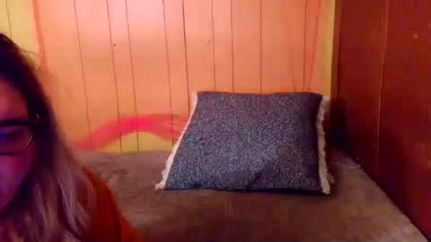 ariellejade06 online show from February 6, 2026, 8:34 pm