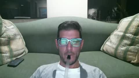 Anon online show from December 18, 2025, 5:13 am