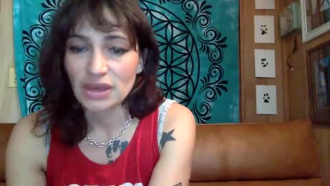 Snapshot of arielwyld chatting on January 12, 2025, 4:50 pm ariel  colin when hes here online show from January 12, 2025, 4:50 pm