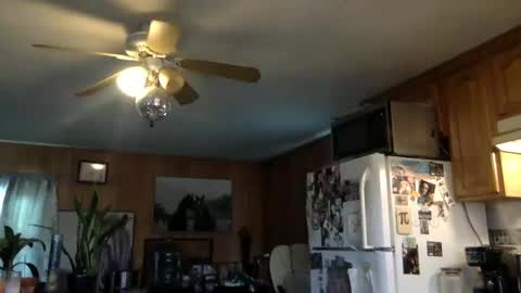 Snapshot of arielwyld chatting on March 9, 2025, 7:15 pm ariel  colin when hes here online show from March 9, 2025, 7:15 pm