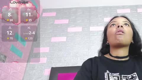 Snapshot of arietta_ chatting on February 11, 2025, 8:20 pm ARIETTA online show from February 11, 2025, 8:20 pm