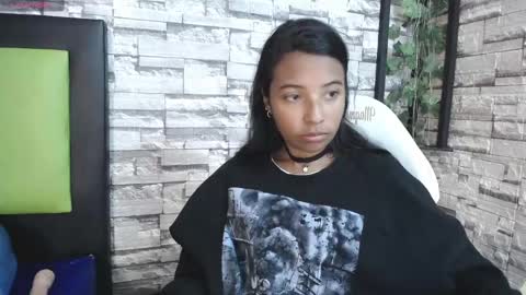 Snapshot of arietta_ chatting on February 22, 2025, 6:41 pm ARIETTA online show from February 22, 2025, 6:41 pm