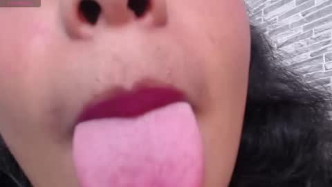 Snapshot of arietta_ chatting on October 15, 2025, 1:00 pm ARIETTA online show from October 15, 2025, 1:00 pm