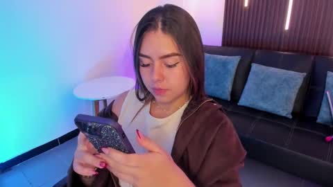  Arianna  online show from December 14, 2025, 3:39 pm