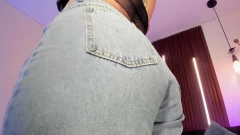  Arianna  online show from January 6, 2026, 1:15 pm