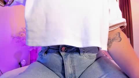  Arianna  online show from March 4, 2026, 2:12 pm