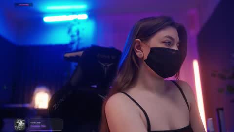 Arina online show from September 19, 2025, 2:40 pm