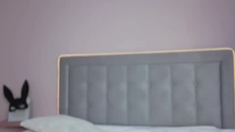 arimilas online show from November 5, 2025, 8:25 am