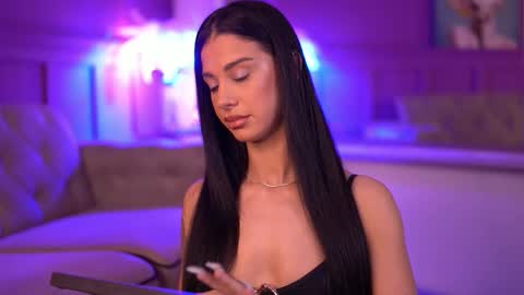 Arina online show from September 18, 2025, 5:48 pm